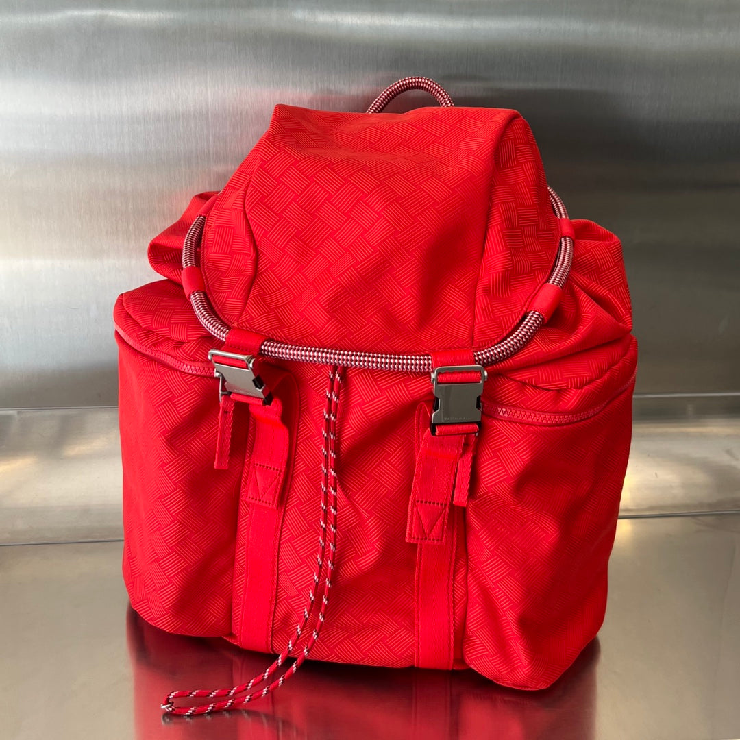 ALTO 42 BACKPACK IN CHERRY RED JACQUARD FABRIC