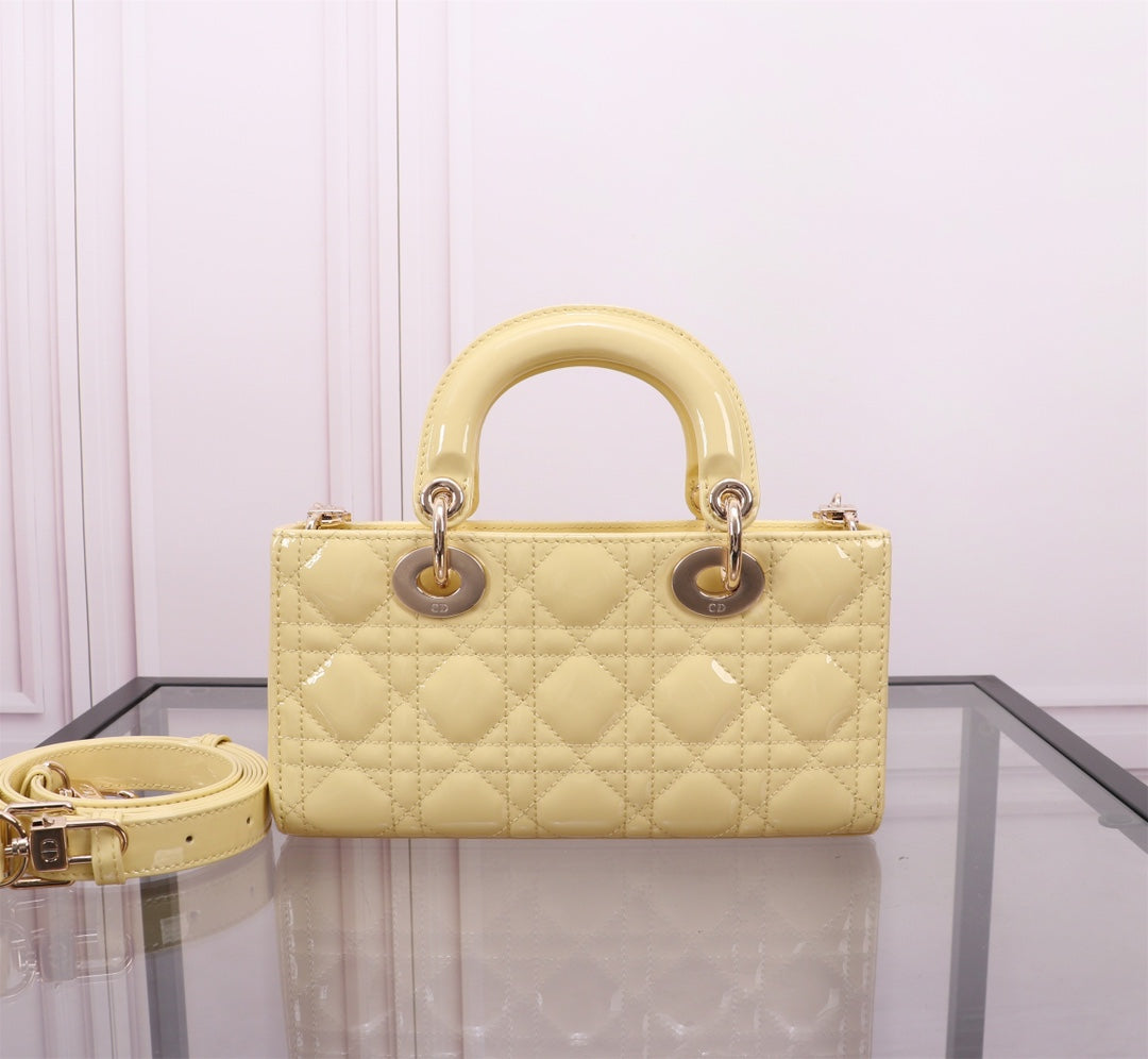 SMALL LADY D-JOY 22 YELLOW LAMBSKIN