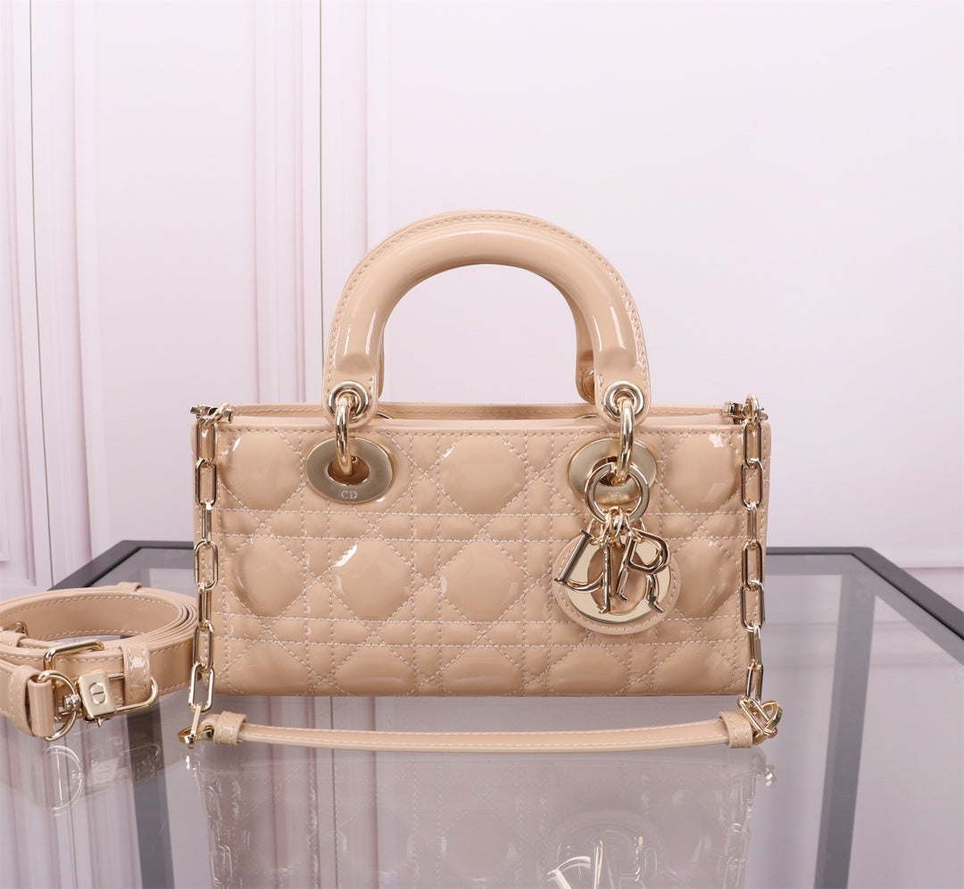 SMALL LADY D-JOY 22 BEIGE LAMBSKIN