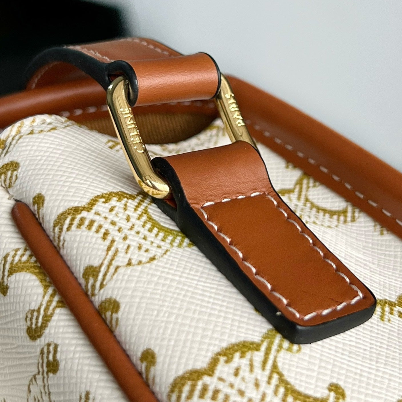 MONOGRAM SADDLE BAG 18 FABRIC WHITE