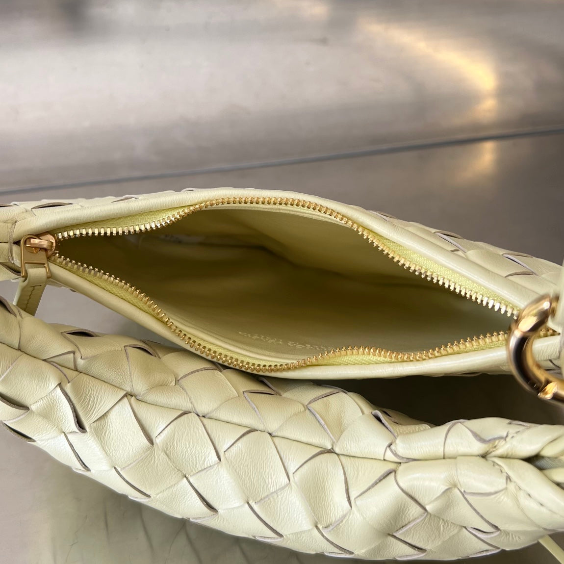 SMALL GEMELLI 24 IN LIGHT YELLOW LAMBSKIN