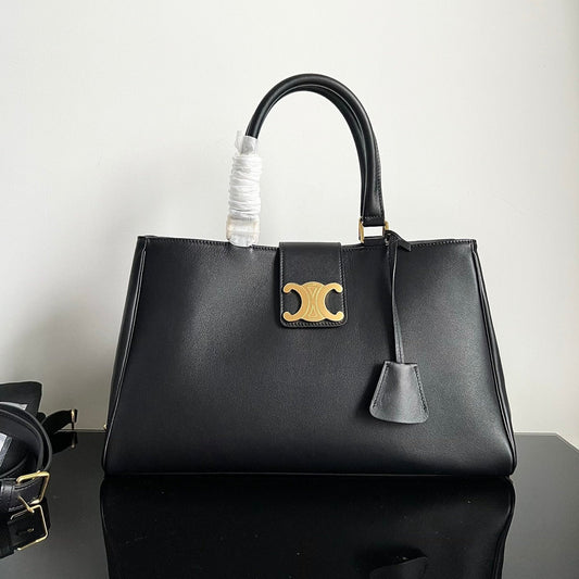 TRIOMPHE 37 BLACK SOFT CALFSKIN HANDBAG