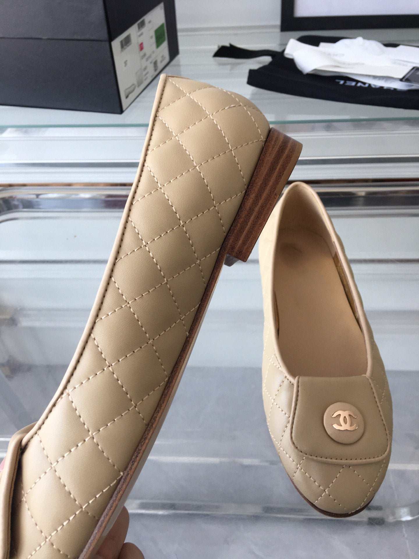 ballet flat quilted beige gold cc lock