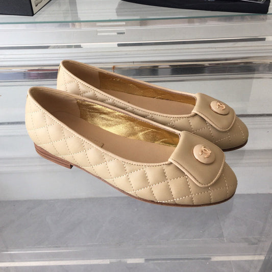 ballet flat quilted beige gold cc lock