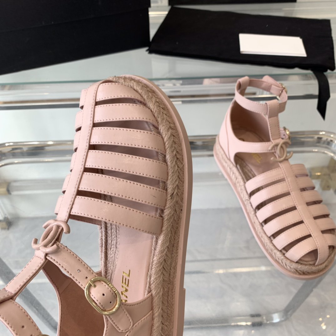 cc medium roman sandals pink lambskin