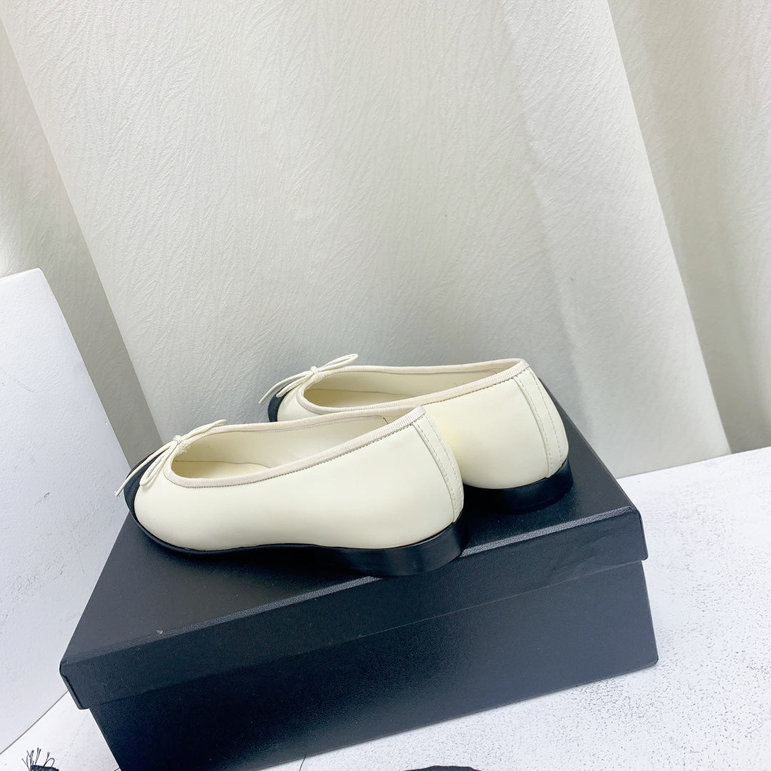 ballet flat white black lambskin grosgrain