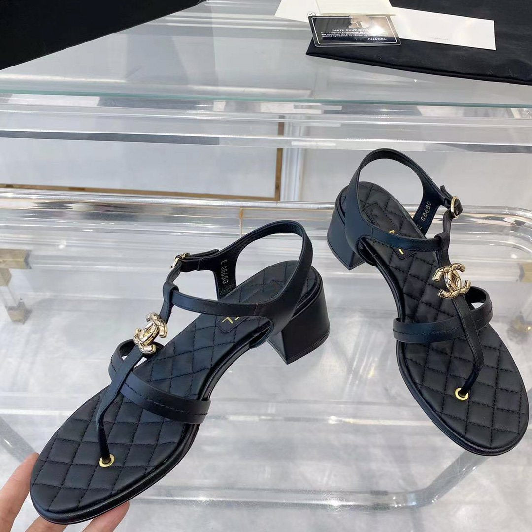 cc sandals black quilted lambskin