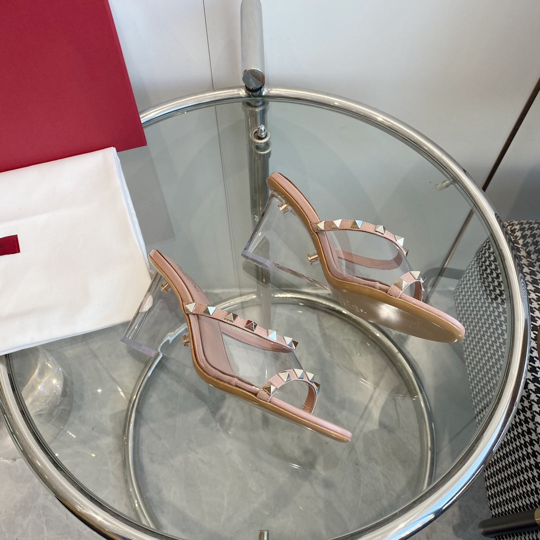 80mm Rockstud Patent Rose Cannelle Leather Mules Transparent