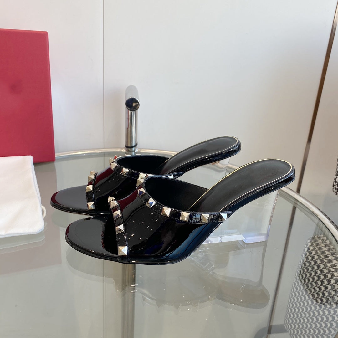 80mm Rockstud Patent Black Leather Mules