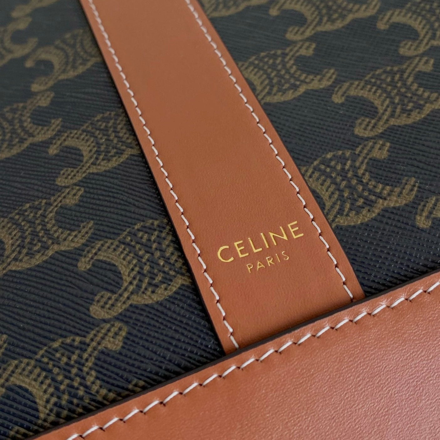 TRIOMPHE 31 TAN CALFSKIN