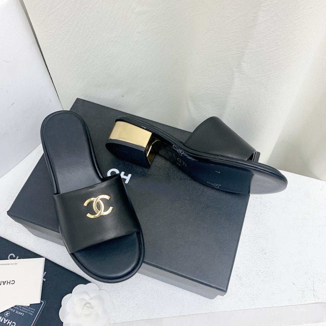 mule sandal 50 black gold lambskin