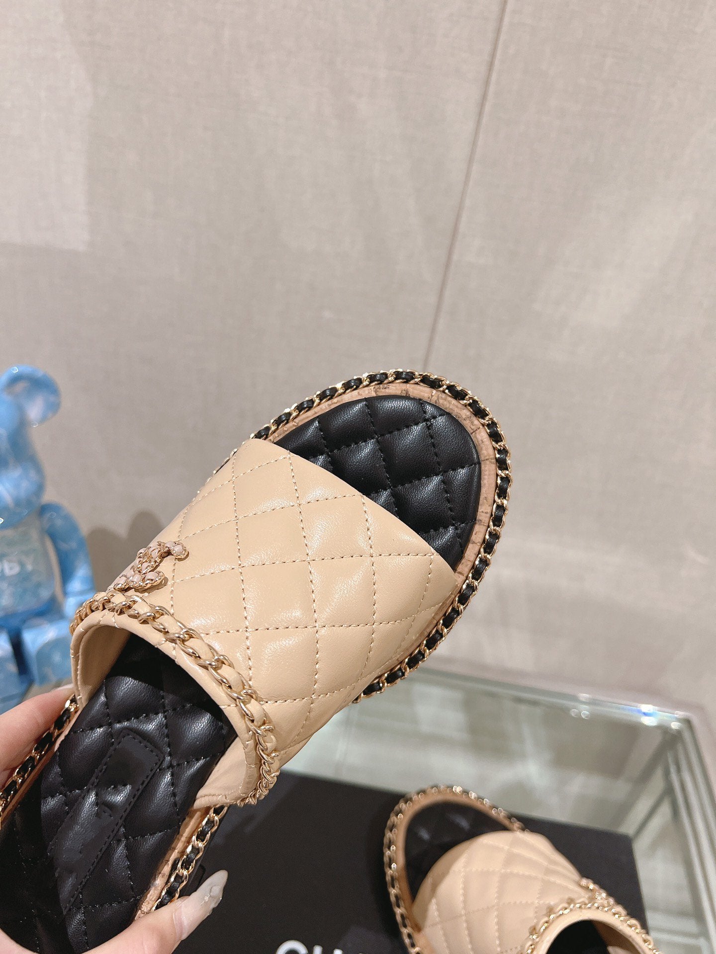 mule sandal 50 beige black quilted lambskin