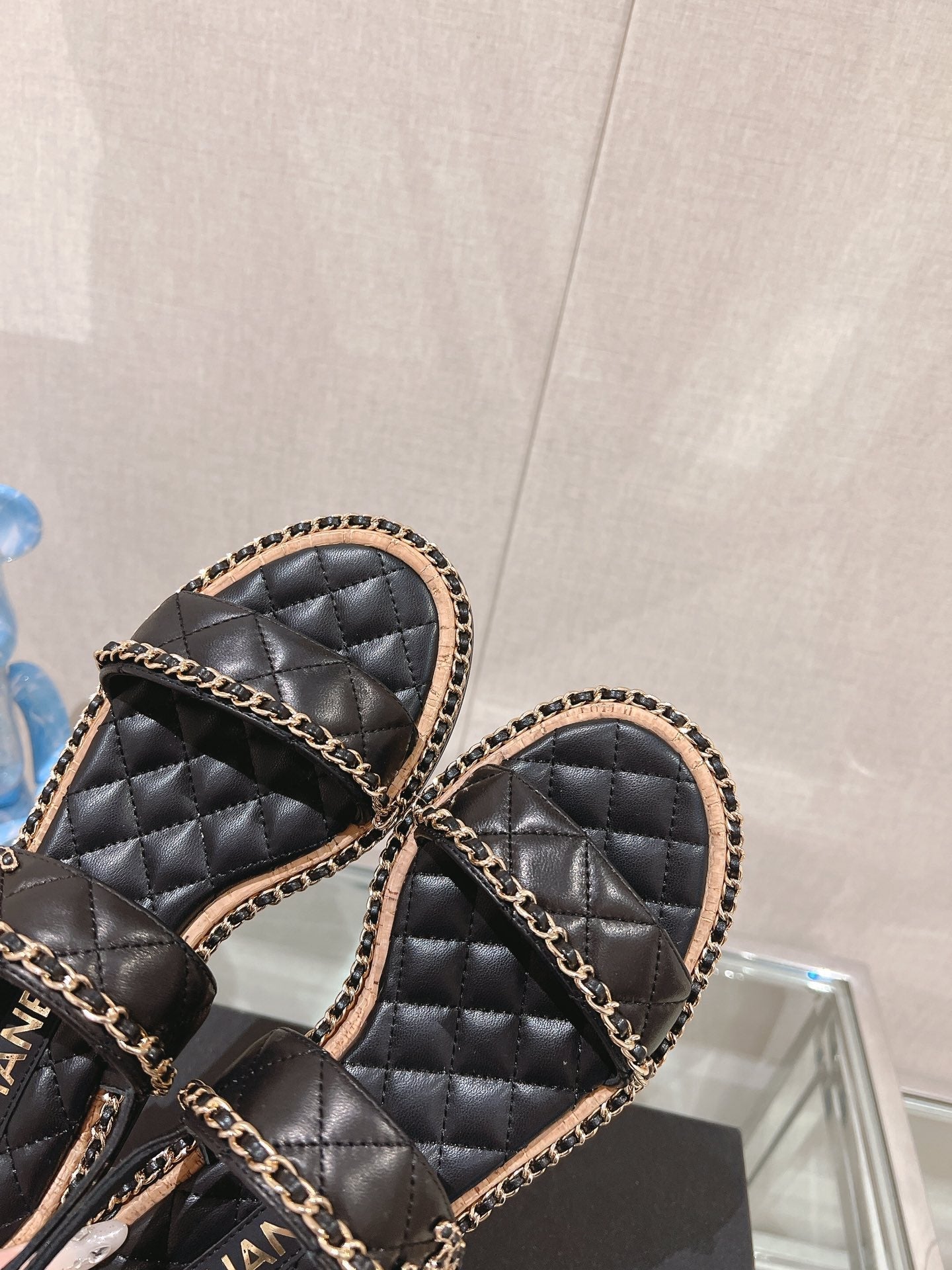 slingbacks sandal 30 black quilted lambskin