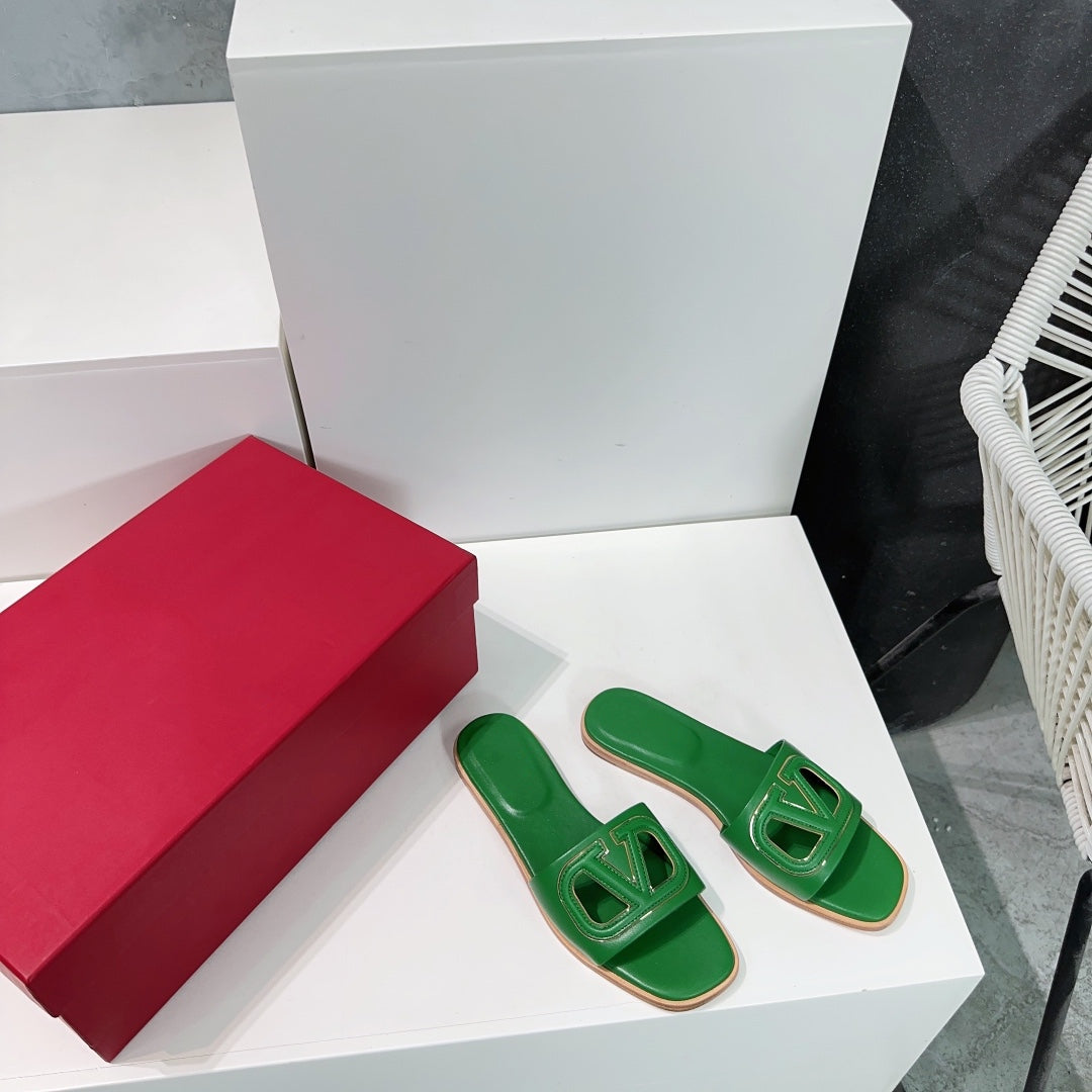 Vlogo Cut-Out Green Calfskin Slide Sandal