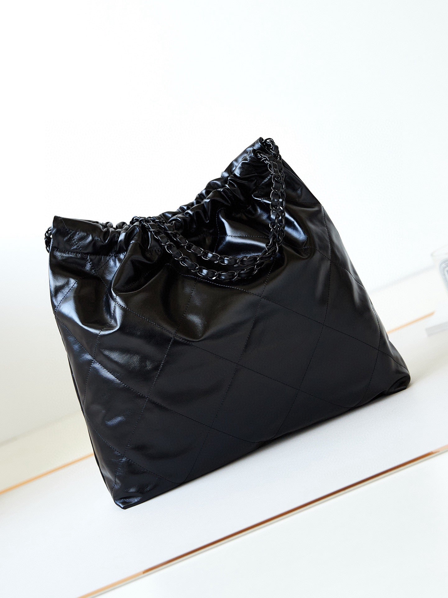 cc 22 hobo black calfskin black hardware