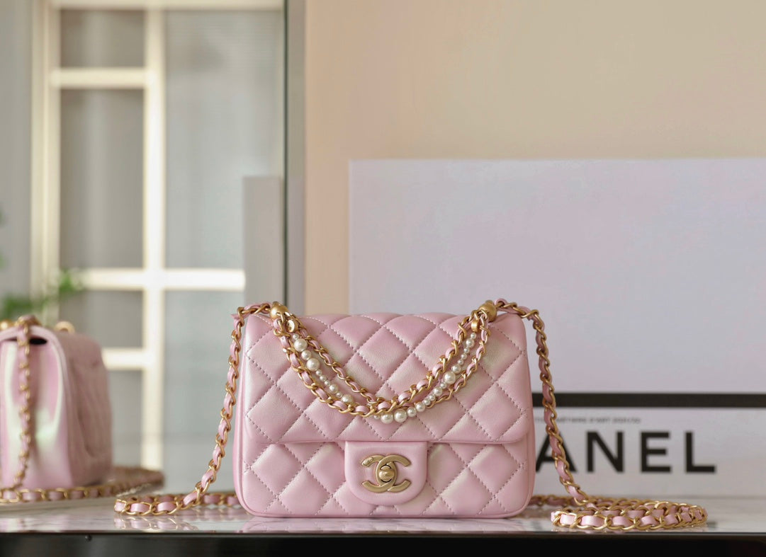 cc 24p mini flap bag 17cm pearlescent pink lambskin pearl chain