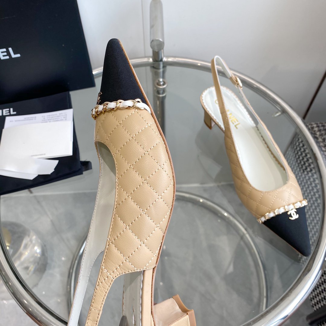 slingbacks pumps 45 beige quilted calfskin black grosgrain