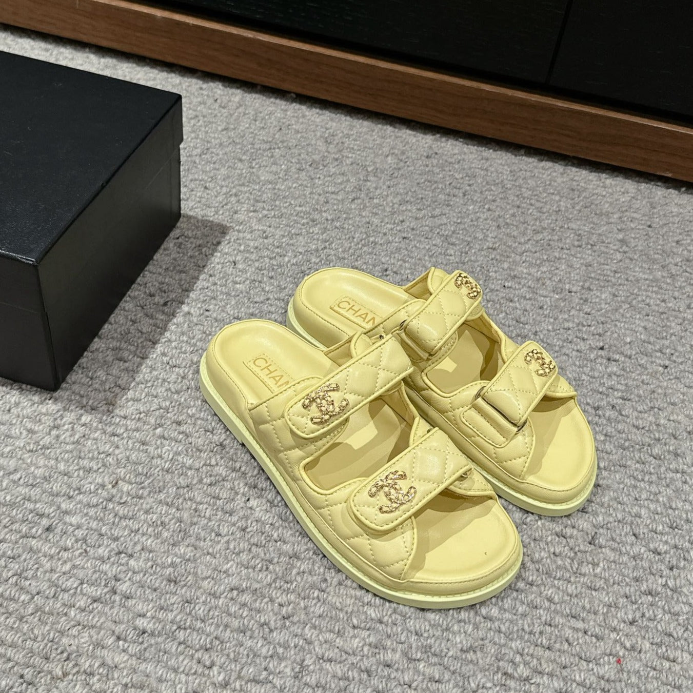 cc dad sandal mule pastel yellow calfksin