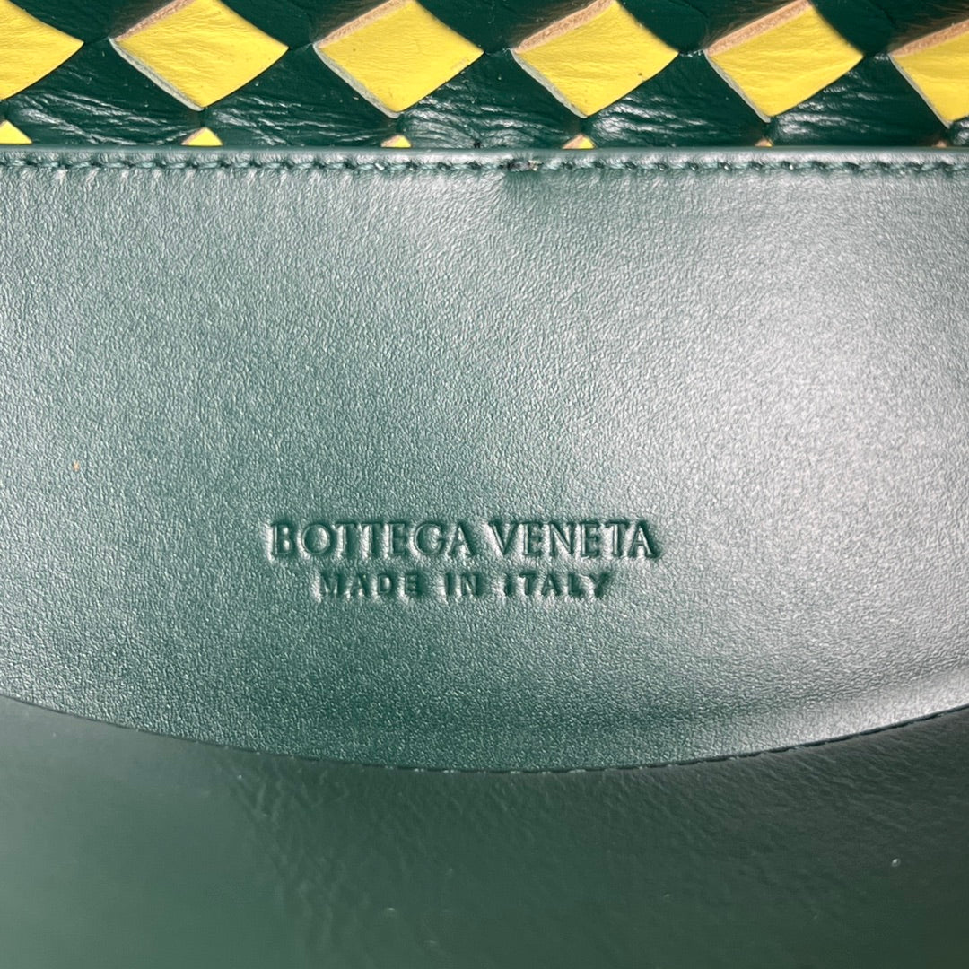 bv small andiamo 25 yellow dark green lambskin