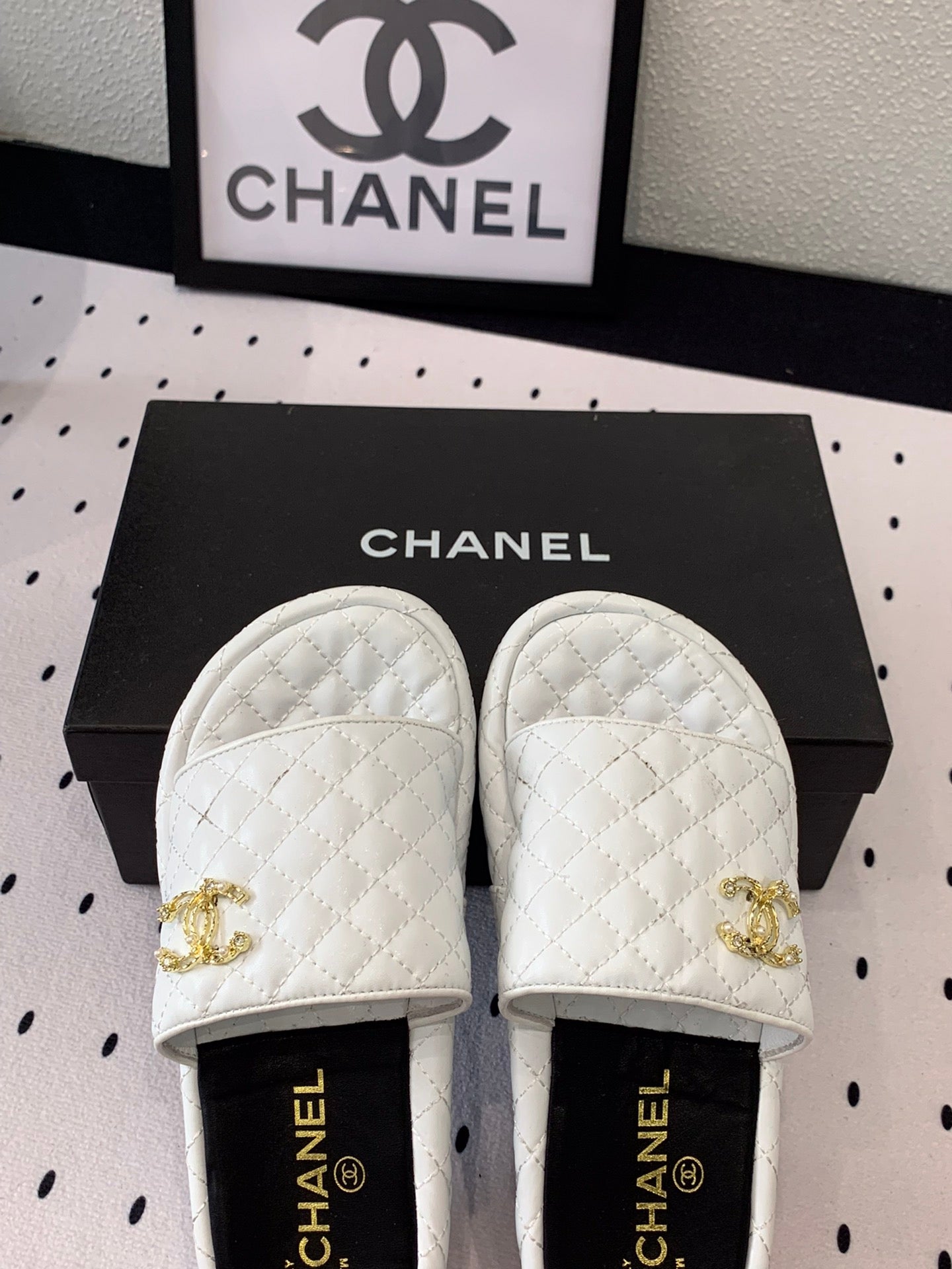 cc white quilted calfskin platform