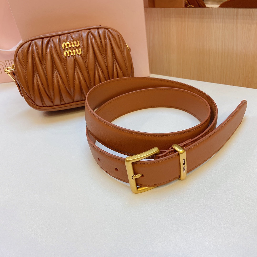 miu brown belt 30mm with matelasse pouch