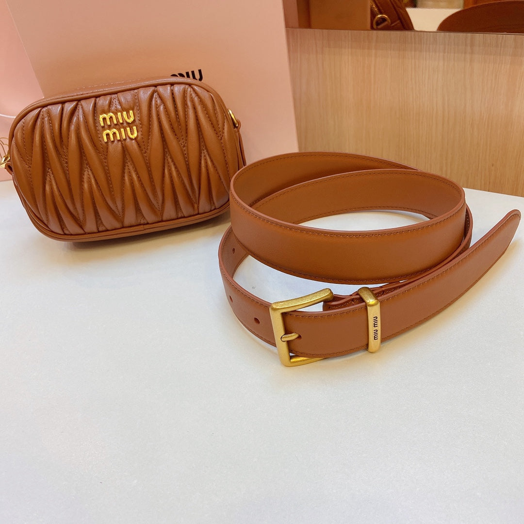 miu brown belt 30mm with matelasse pouch