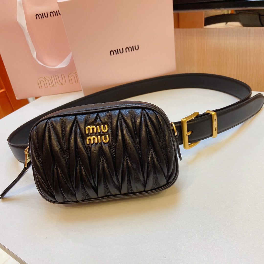 miu black belt 30mm with matelasse pouch