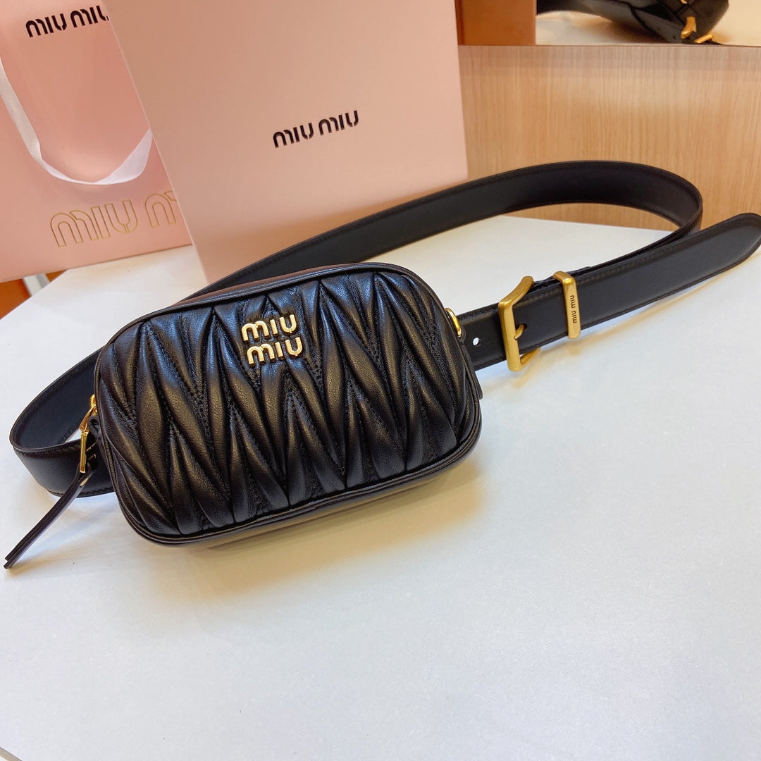 miu black belt 30mm with matelasse pouch