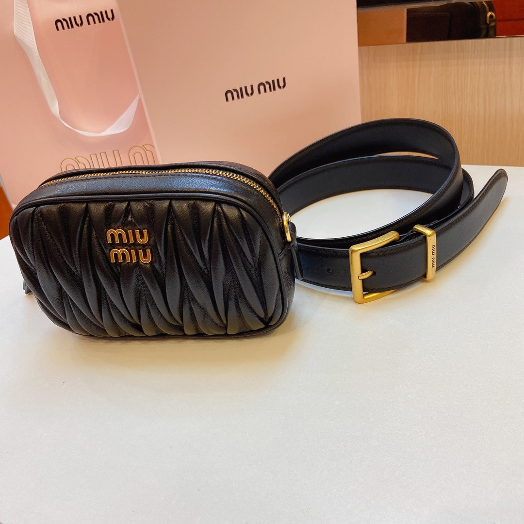 miu black belt 30mm with matelasse pouch