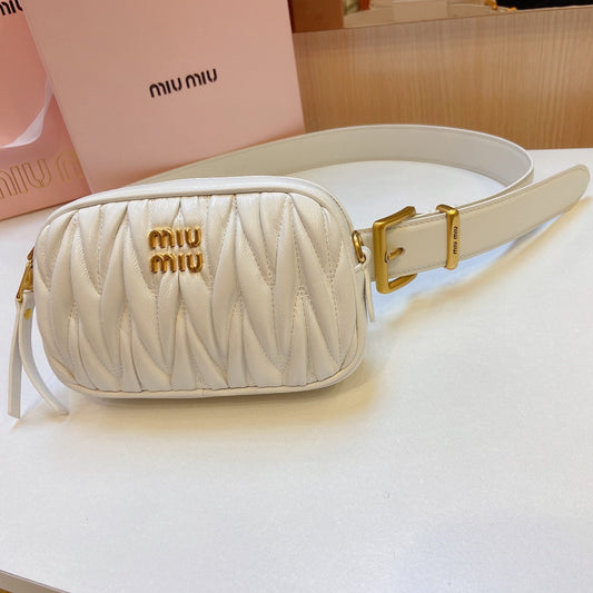 miu white belt 30mm with matelasse pouch