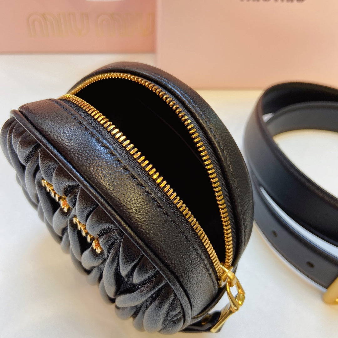 miu black belt 30mm with circle matelasse bag