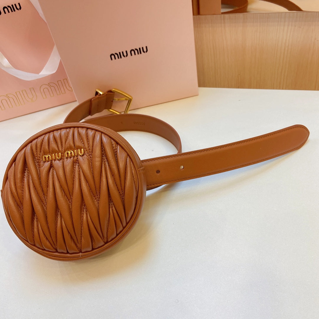 miu brown belt 30mm with circle matelasse bag