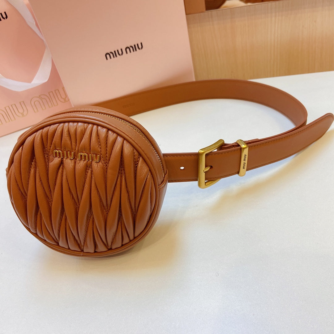 miu brown belt 30mm with circle matelasse bag