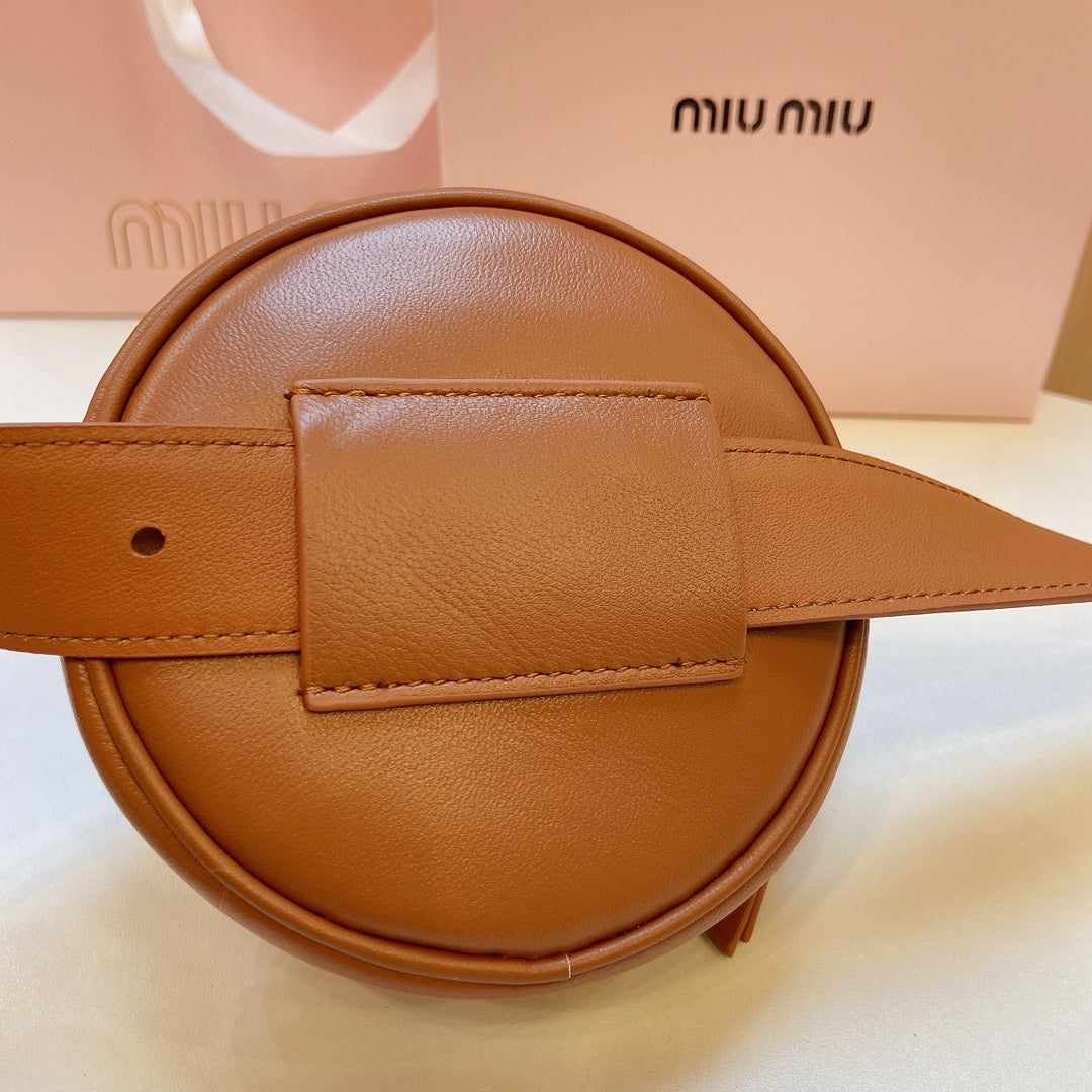 miu brown belt 30mm with circle matelasse bag