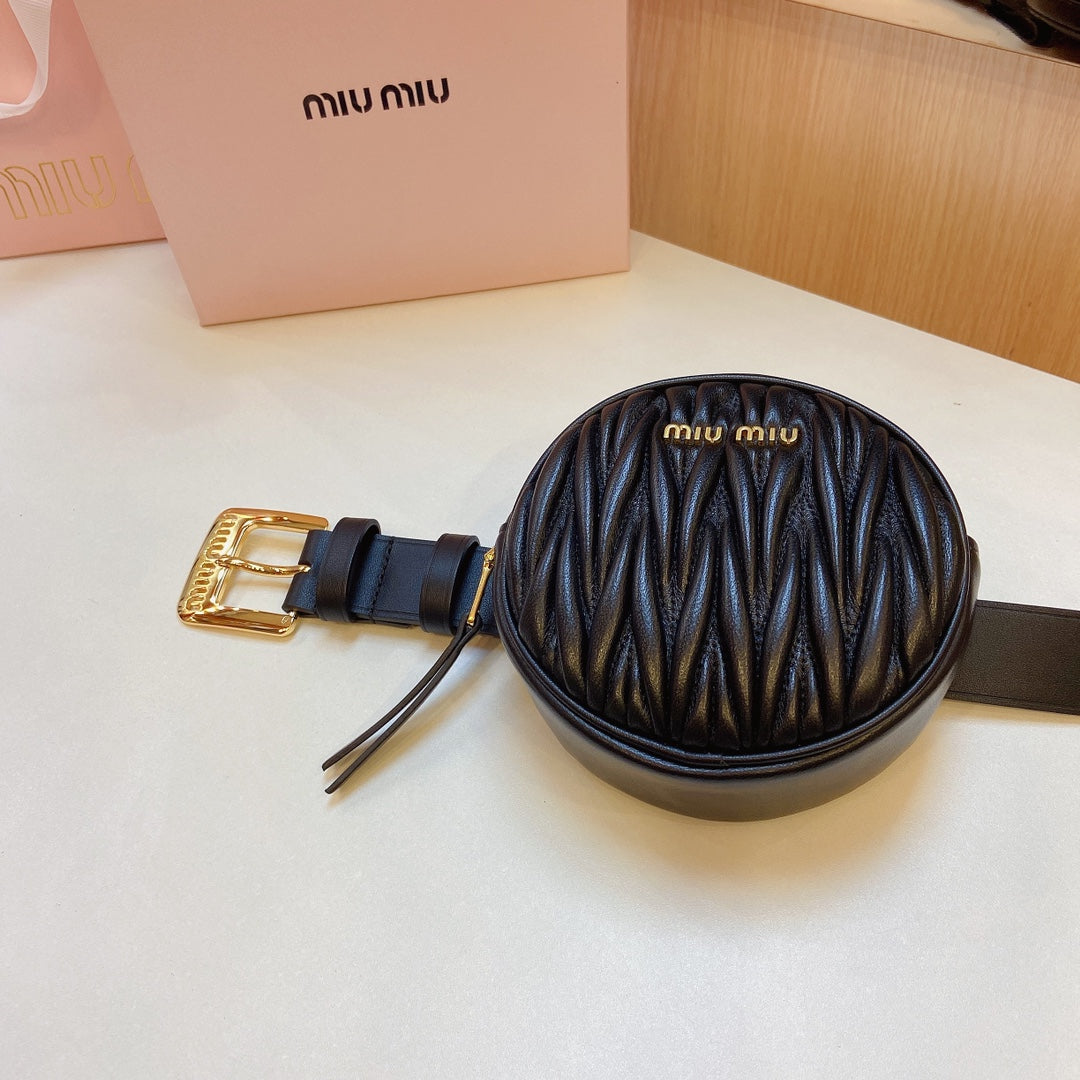 miu black belt 30mm with circle matelasse bag gold buckle