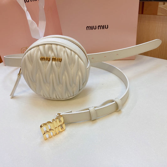 miu white belt 20mm with circle matelasse bag