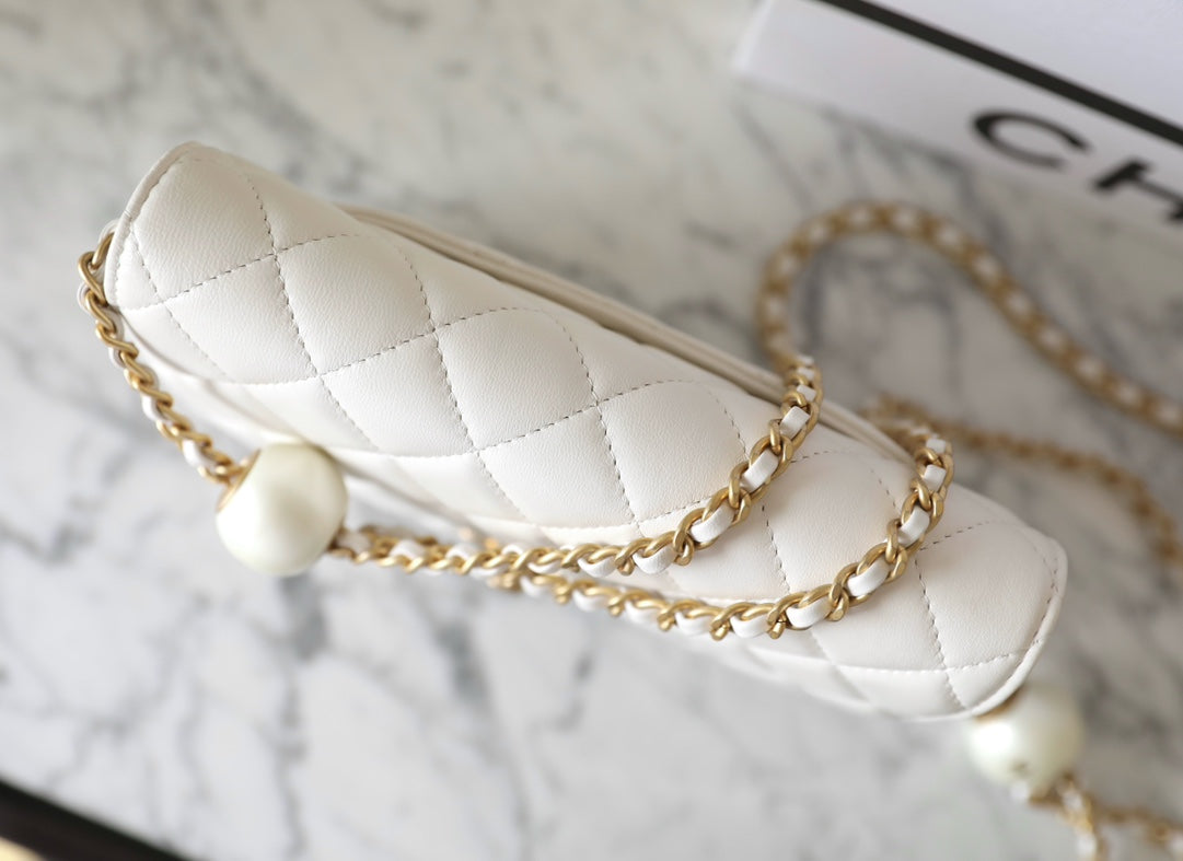 cc 24s woc 19cm white calfskin pearl ball