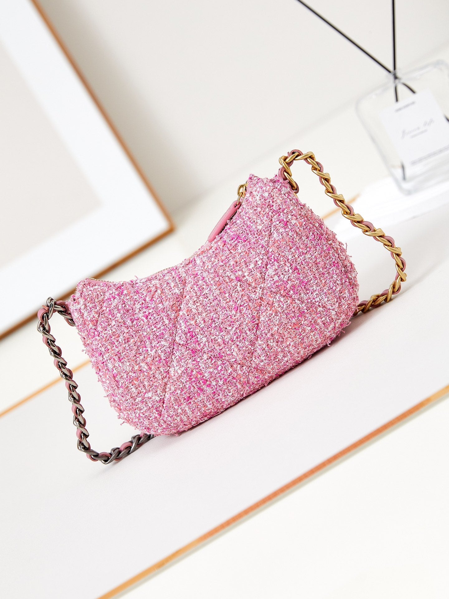 19 hobo bag 20cm pink tweed