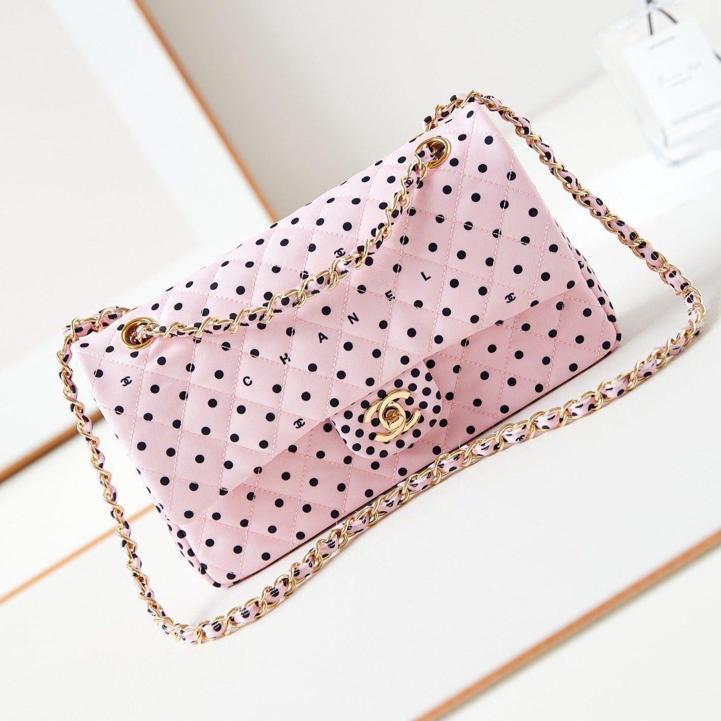 24p medium flap bag 25cm pink canvas black polka dot