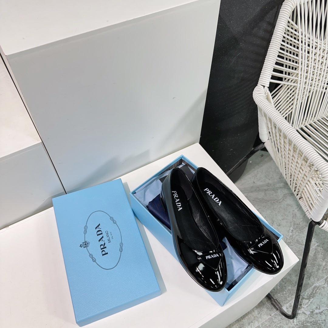 PRA BASIC PATENT BALLET FLATS BLACK CALFSKIN