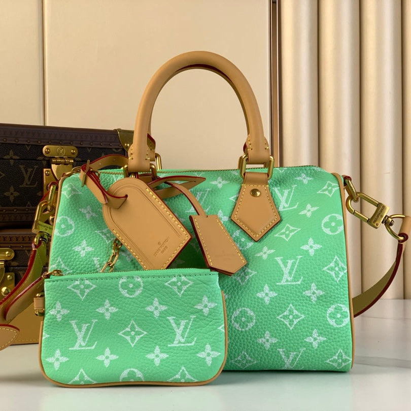 SPEEDY P9 BANDOULIÈRE 25 IN EMERALD GREEN MONOGRAM CALFSKIN