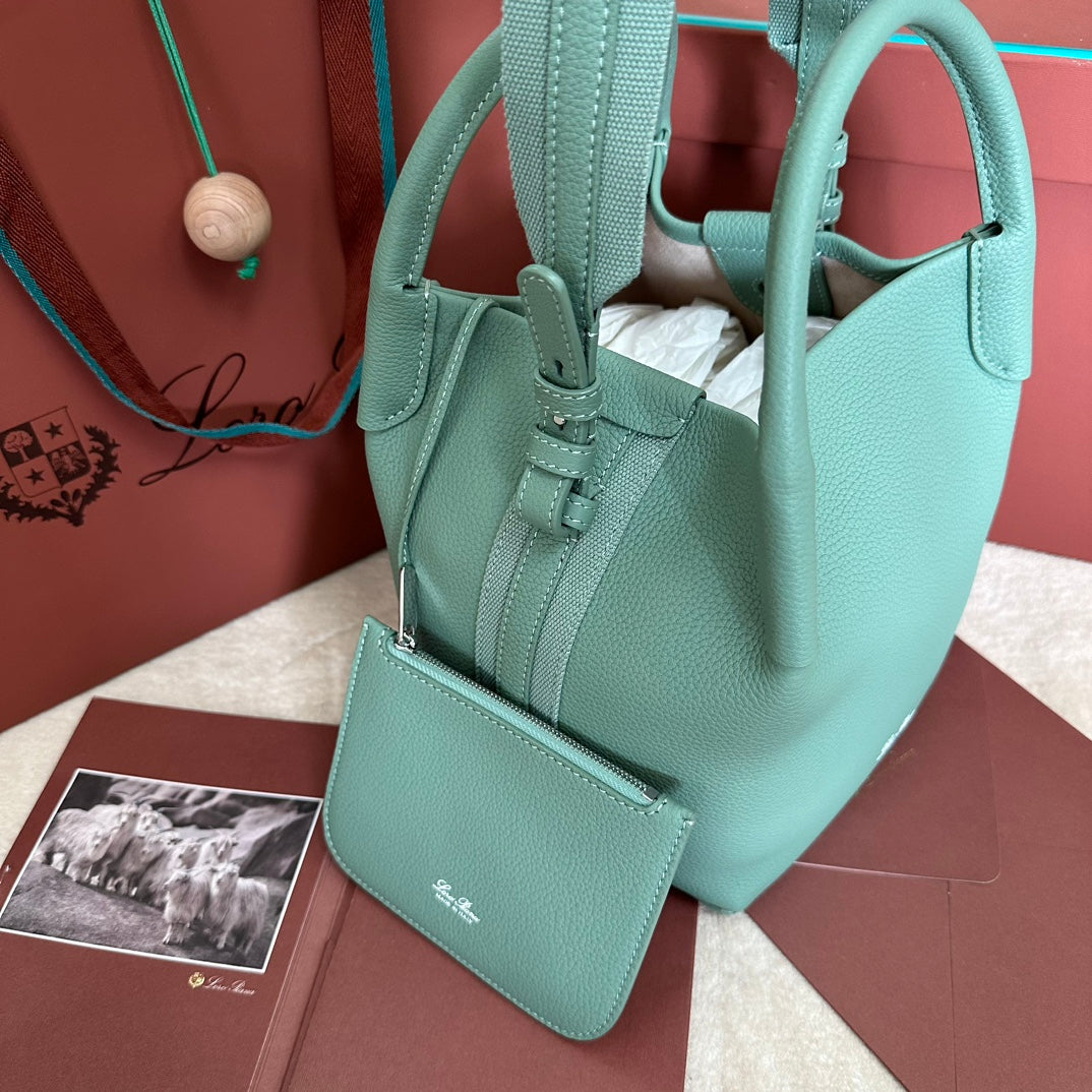 SMALL 21 BALE BAG IN GREEN MINT GRAINED CALFSKIN