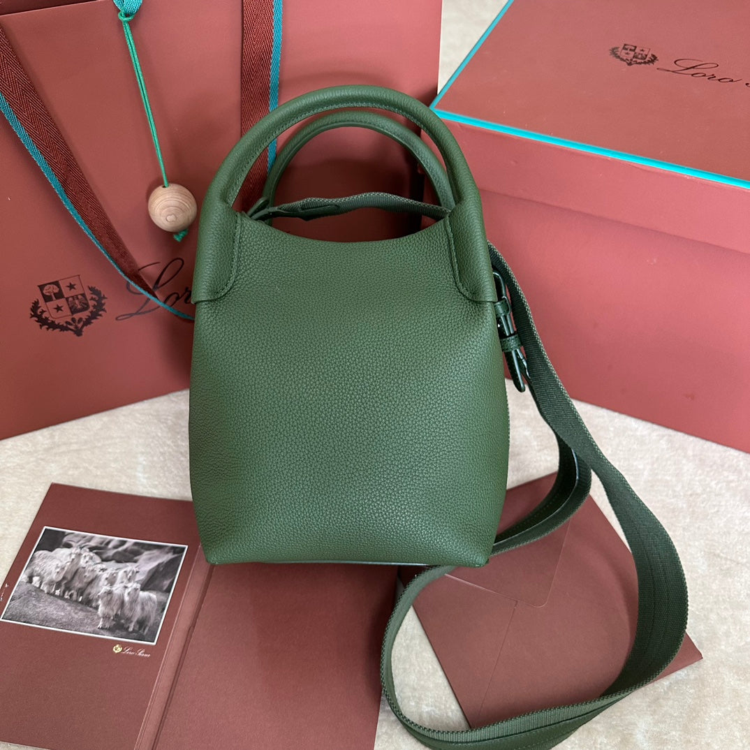 SMALL 21 BALE BAG IN BASIL GREEN GRAINED CALFSKIN WITH SILVER HARDWARE