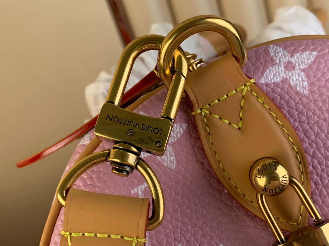 SPEEDY P9 BANDOULIÈRE 40 IN FLAMINGO PINK MONOGRAM CALFSKIN