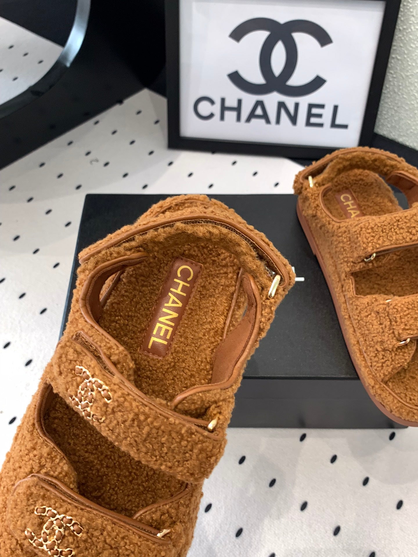 CC DAD SANDAL BRONZE BROWN LAMB FUR