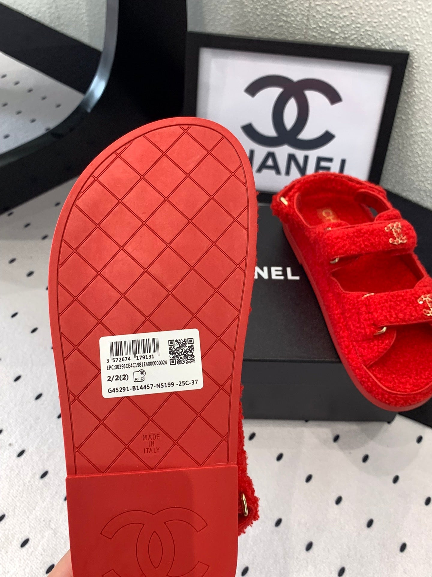 CC DAD SANDAL CRIMSON RED LAMB FUR