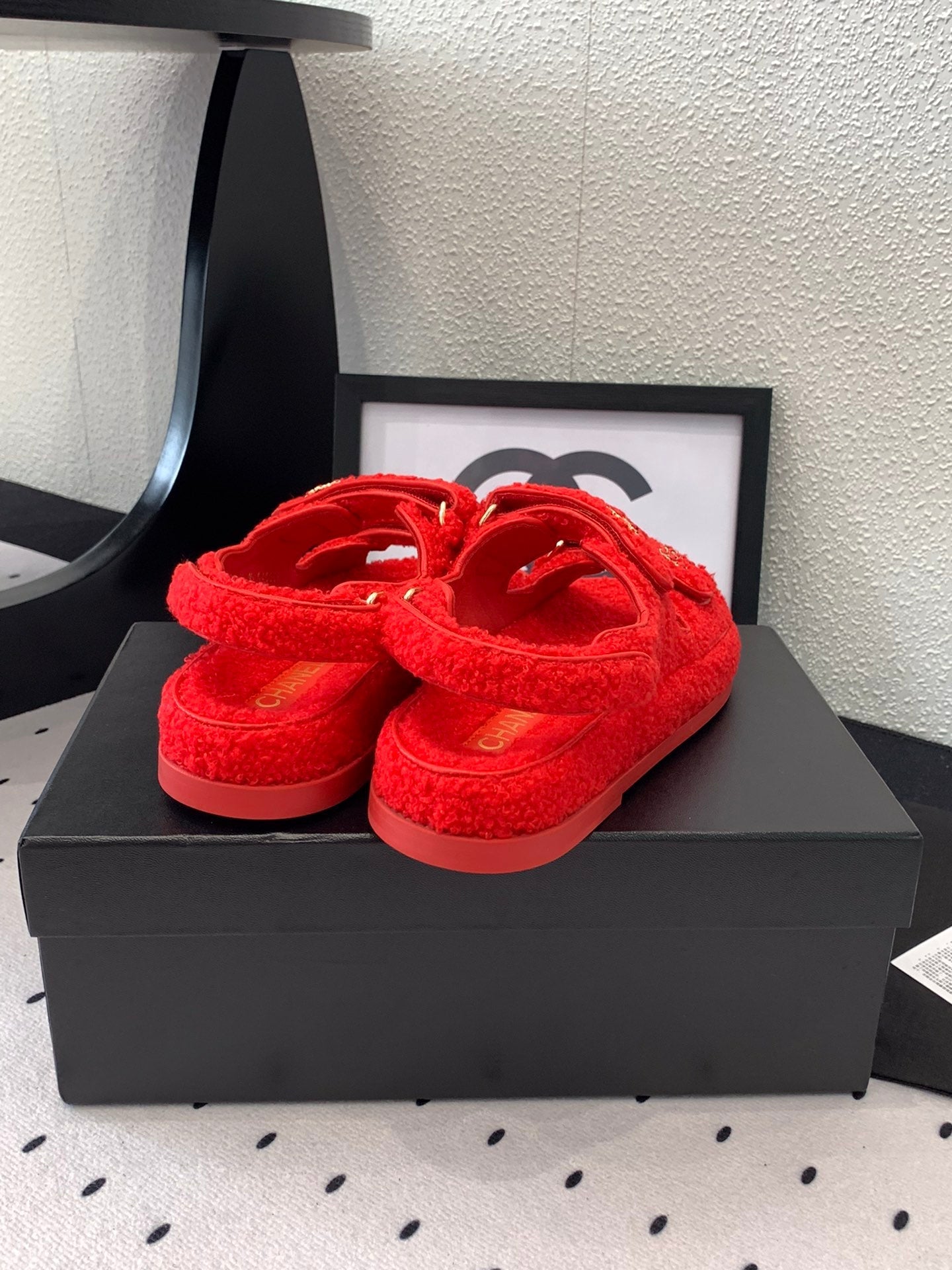 CC DAD SANDAL CRIMSON RED LAMB FUR