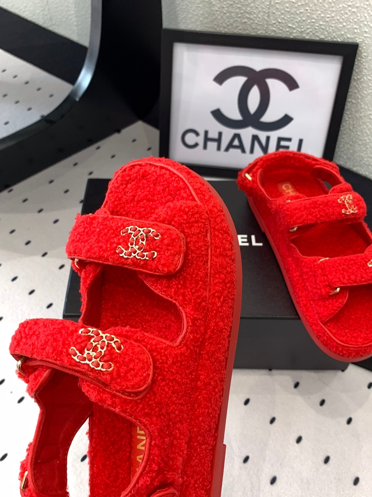 CC DAD SANDAL CRIMSON RED LAMB FUR