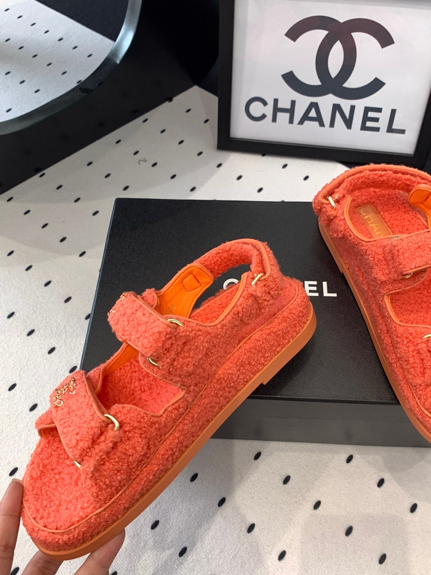 CC DAD SANDAL FIRE ORANGE LAMB FUR