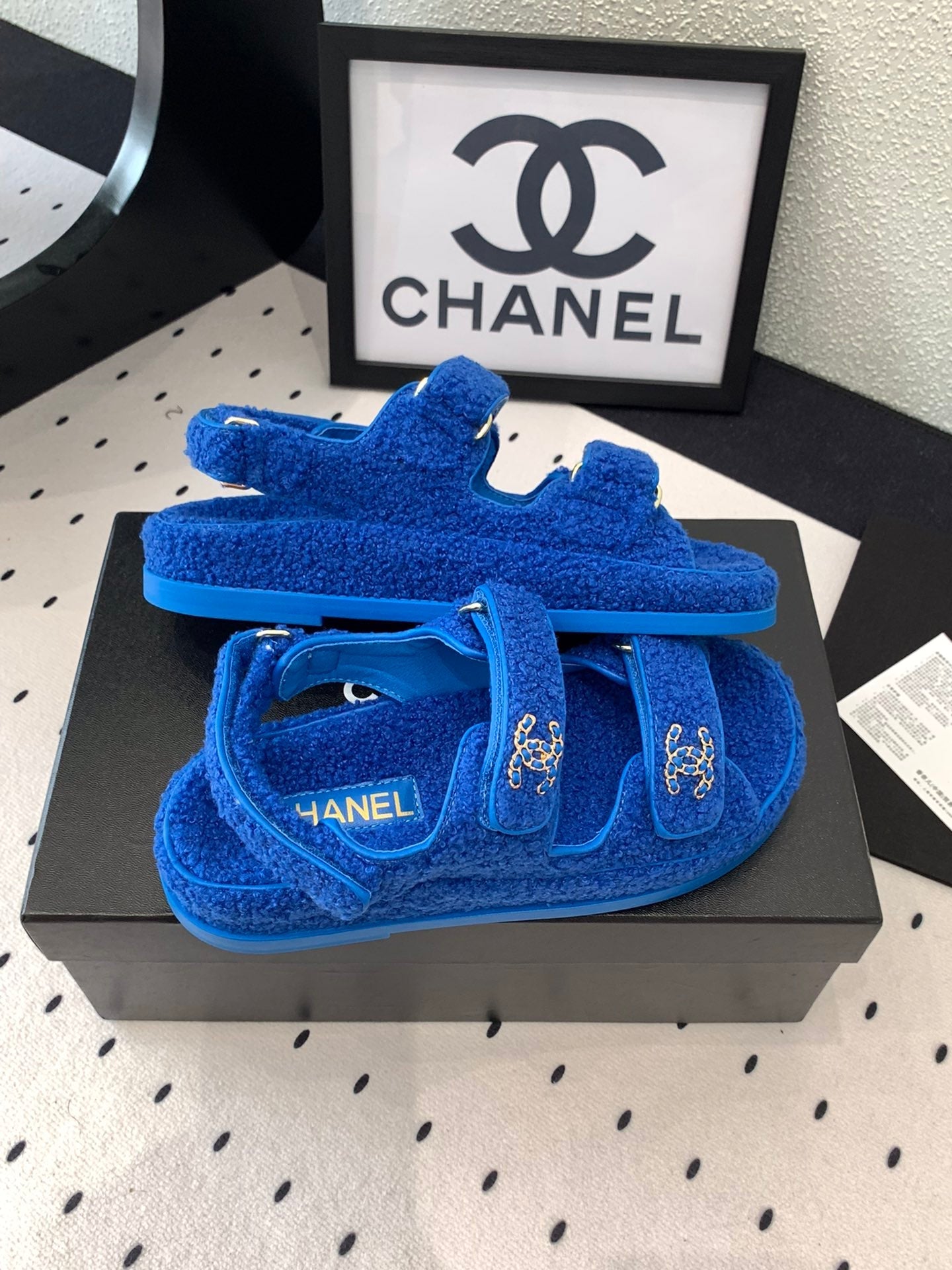 CC DAD SANDAL AZURE BLUE LAMB FUR